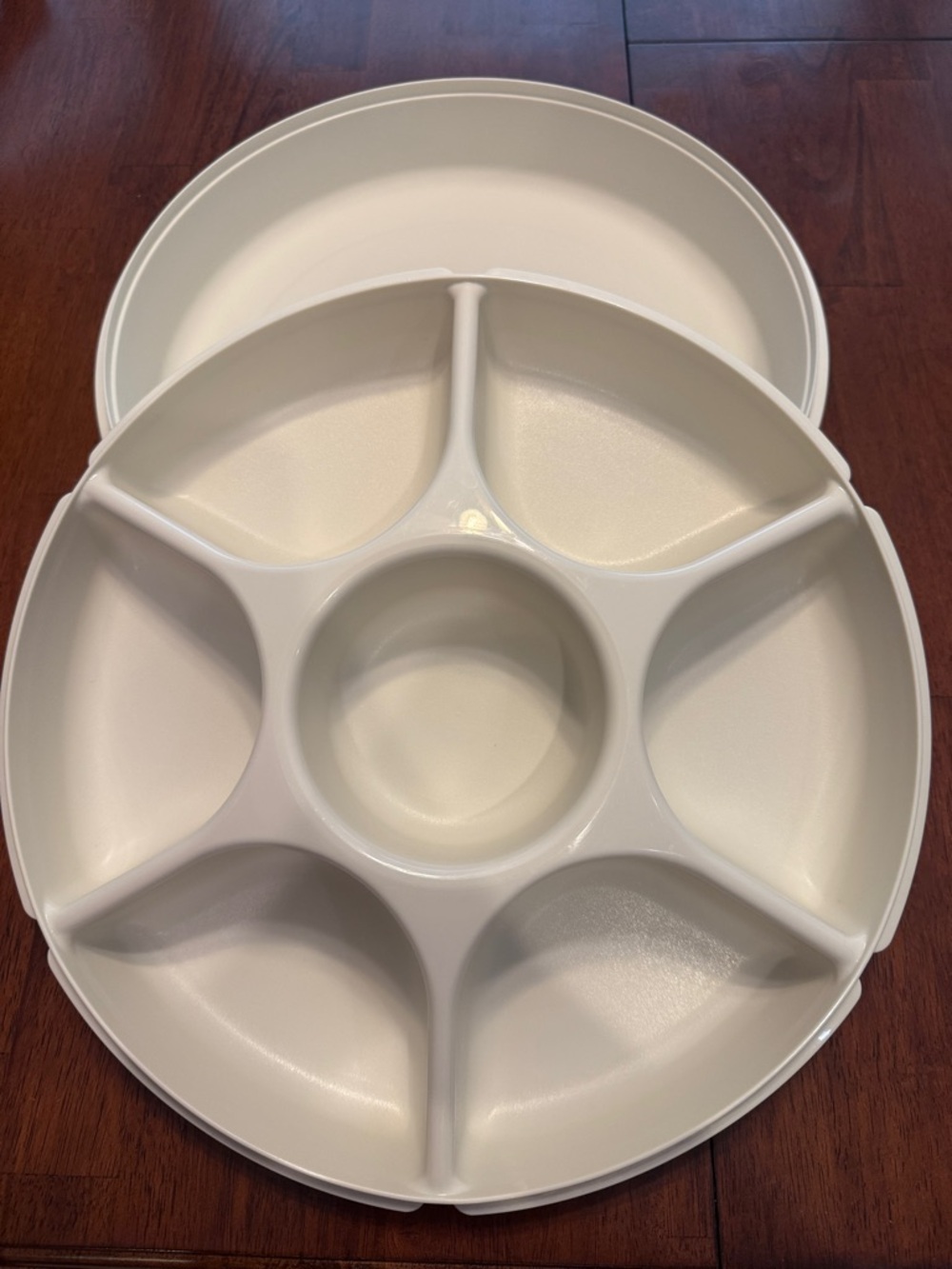 Vintage Tupperware Chip Dip Veggie Divided Serving Dish Tray w/ Lid